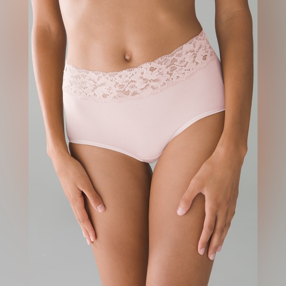 Soma Super Soft Signature Lace Brief - XXL - NWT